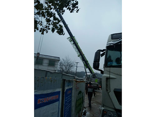 冰天雪地專業施救